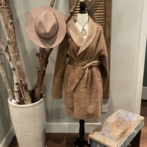 Anthropologie Jackets & Blazers - Anthropologie Baci Sherpa Catherine Coat